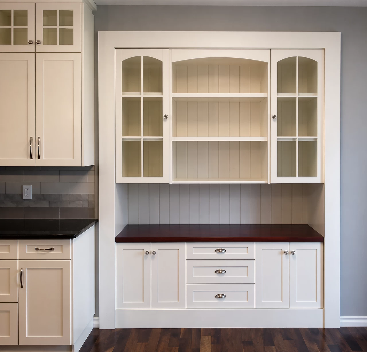 Kitchen built-in hutch with glass doors